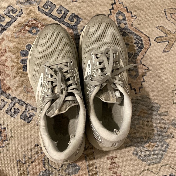 Brooks Ghost 14 Running Shoes - Picture 2 of 5